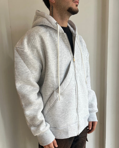 FELPA CON ZIP DO NOT CONFORM