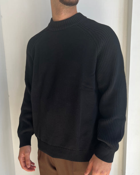 MAGLIONE CON MANICHE A COSTE