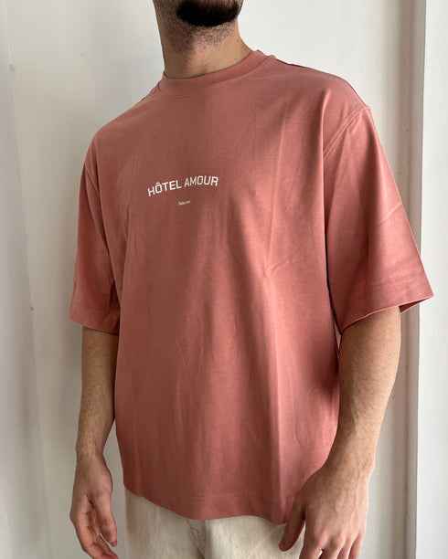 T-SHIRT BOXY SELCTED HOMME X HOTEL AMOUR