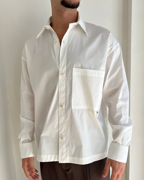 Camicia oversize in cotone con tascone