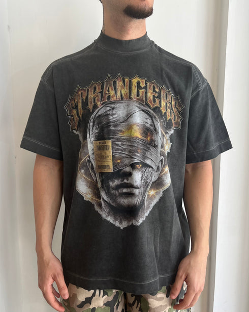 T-SHIRT CON STAMPA DO NOT CONFORM