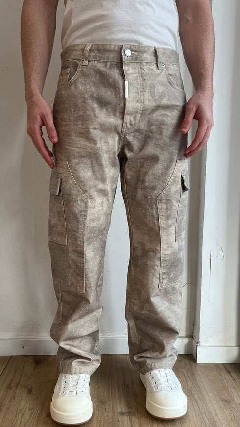 JEANS CON TASCONI CAMOUFLAGE