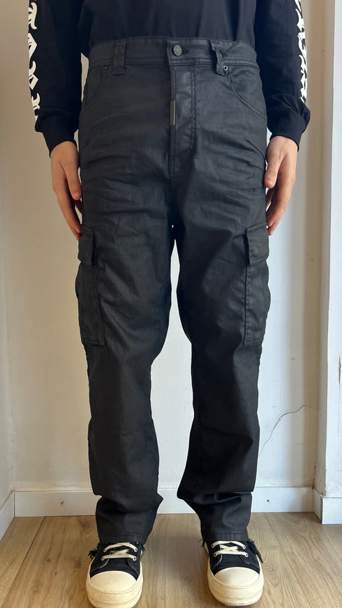 JEANS CON TASCONE DO NOT CONFORM